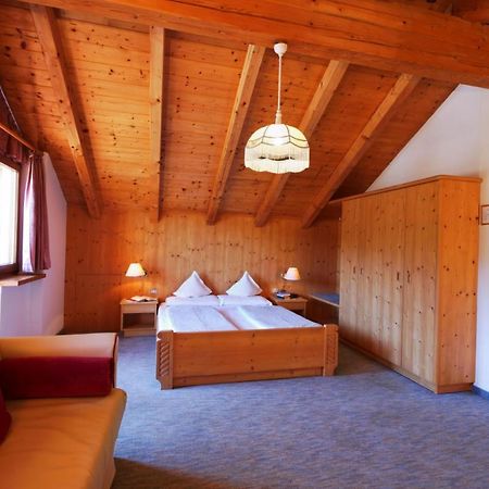 Ciasa Roby Hotell San Cassiano  Exteriör bild